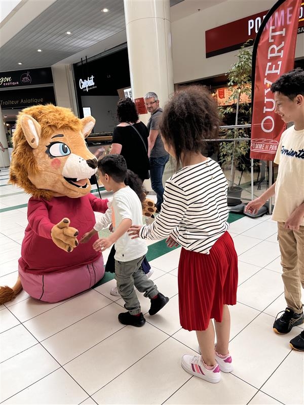 Mascotte Petite Lionne